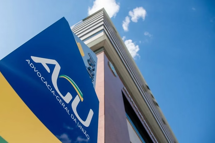 INSS: AGU Exclui 4 Entidades de Ação por Ligação com Lobistas e Entidades de Fachada