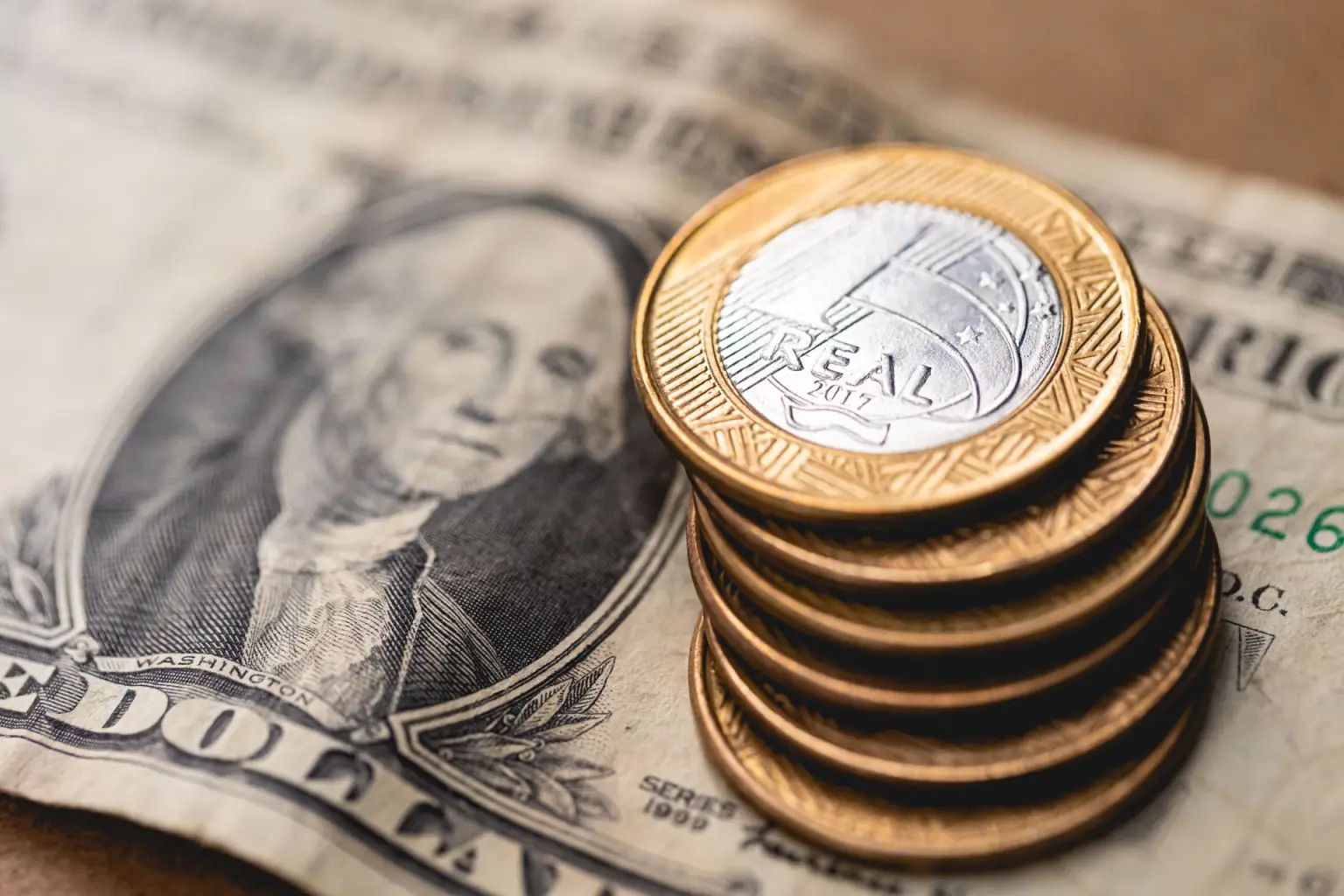 Abertura da Bolsa e Cotação do Dólar em 23 de Junho de 2025