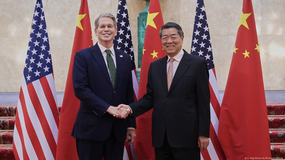 Trump anuncia trégua comercial com a China e tarifa de 55%