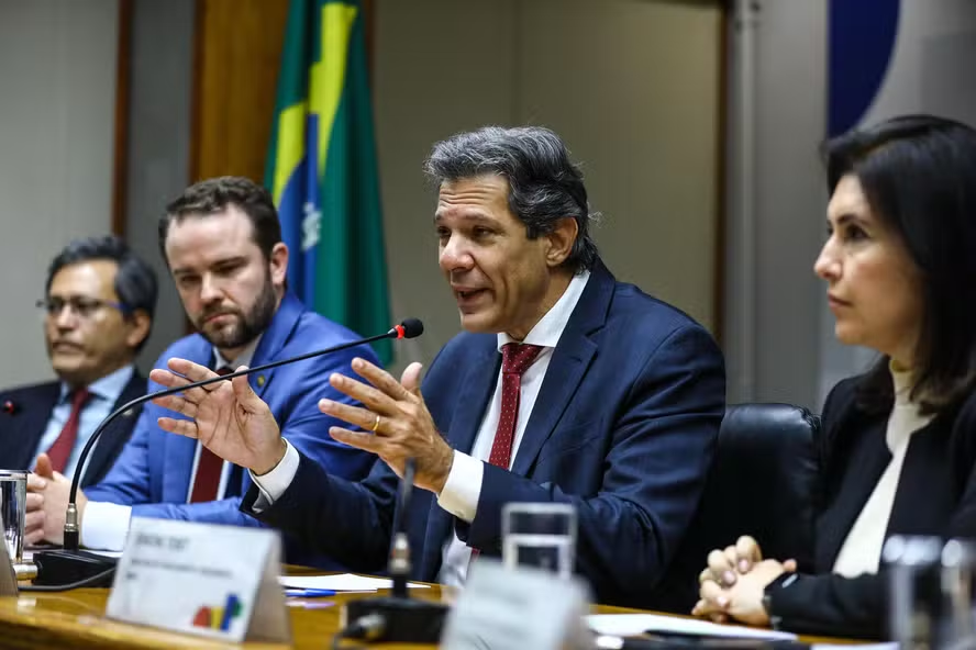 Novo decreto alivia IOF sobre crédito, previdência e risco sacado; veja mudanças