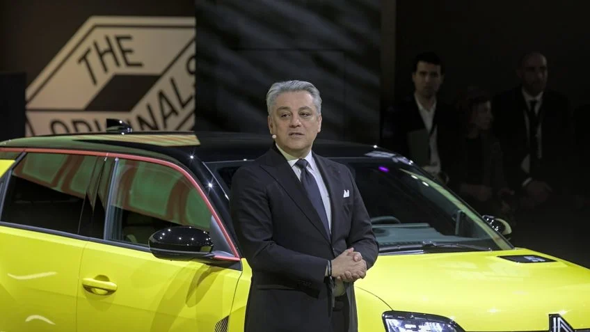 CEO da Renault Renuncia ao Cargo