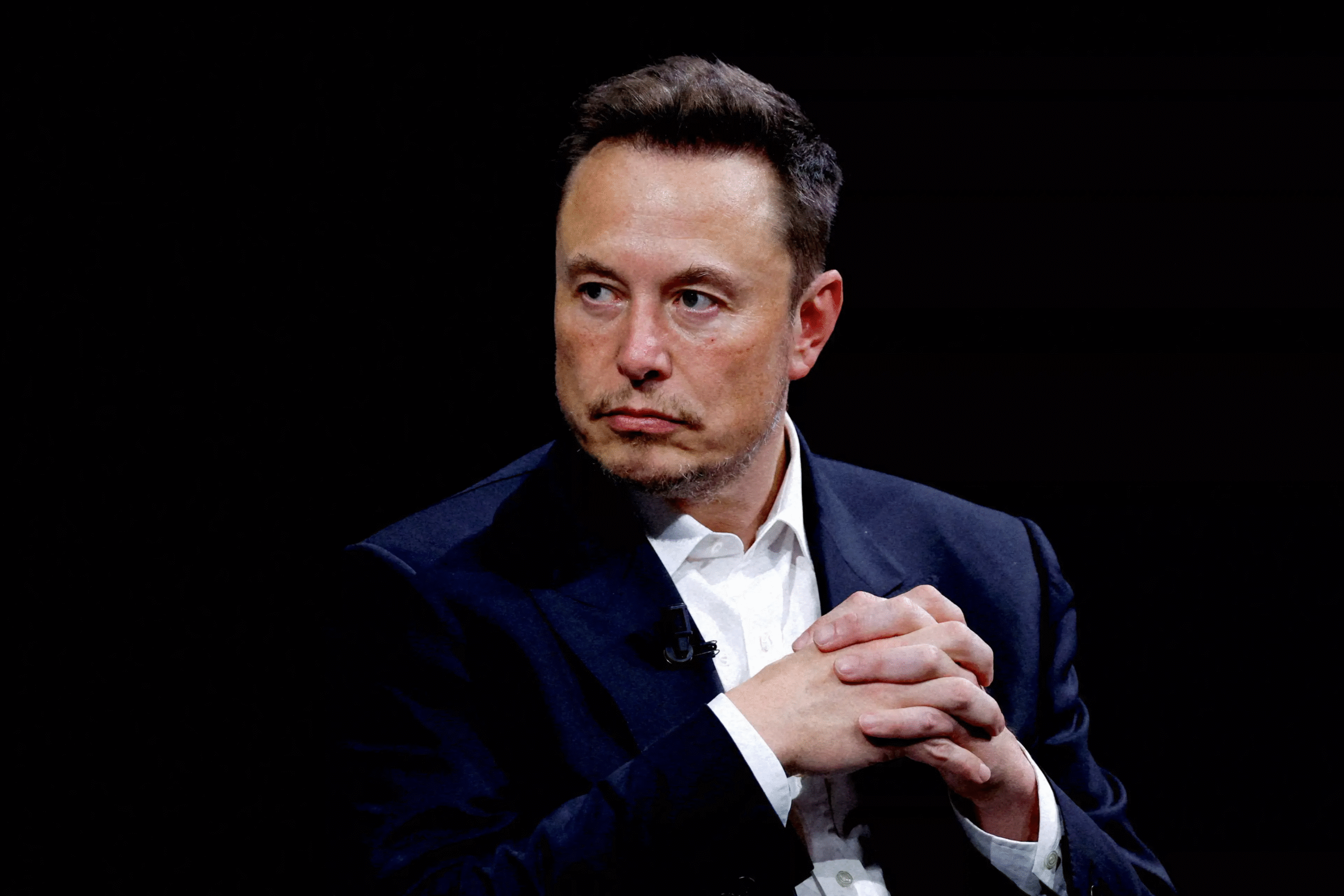 Elon Musk perde R$ 70 bilhões com queda das ações da Tesla após a criação do ‘Partido da América’