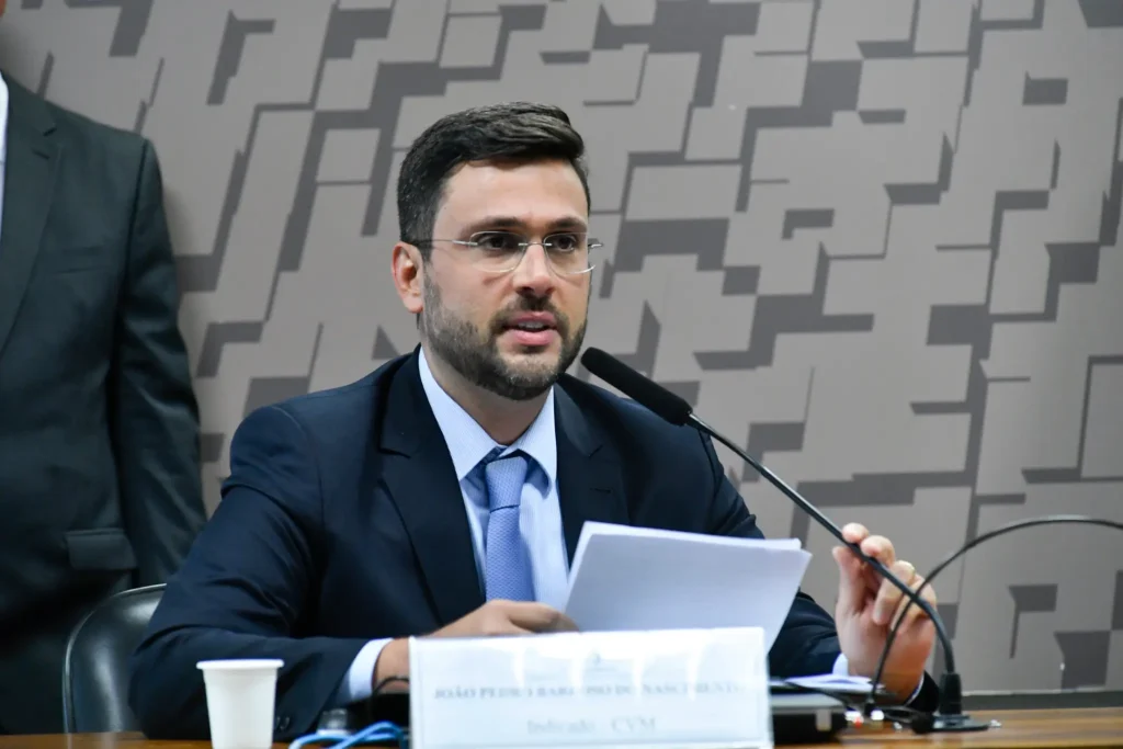 Presidente da CVM renuncia ao cargo após 3 anos por motivos pessoais