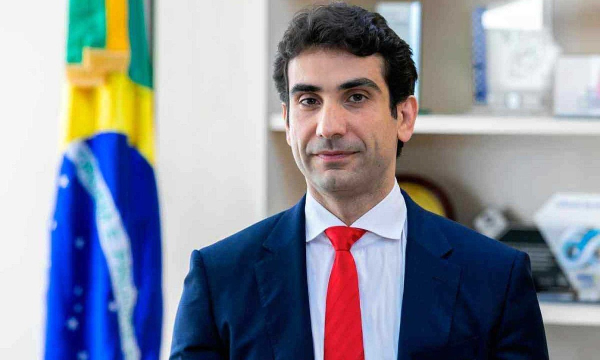 Copom deve segurar Selic em 15% e manter tom conservador