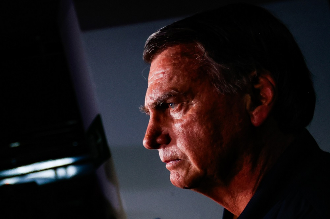 Pedido de asilo à Argentina de Milei? A repercussão do indiciamento de Bolsonaro na imprensa internacional