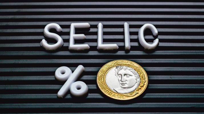 Selic em 15%: como investir na renda fixa pública e títulos de crédito privado