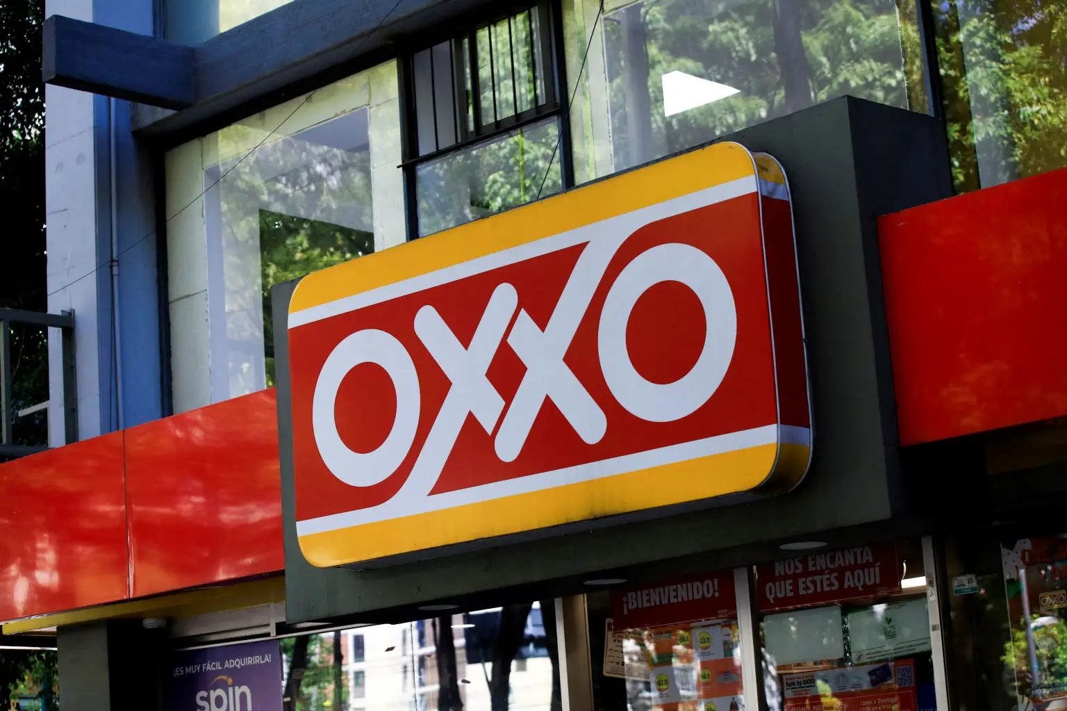 Raízen encerra parceria e deixa operação da Oxxo: bom para RAIZ4 e ruim para a Femsa?