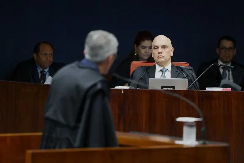 Alexandre de Moraes vota em semana decisiva do julgamento de Bolsonaro