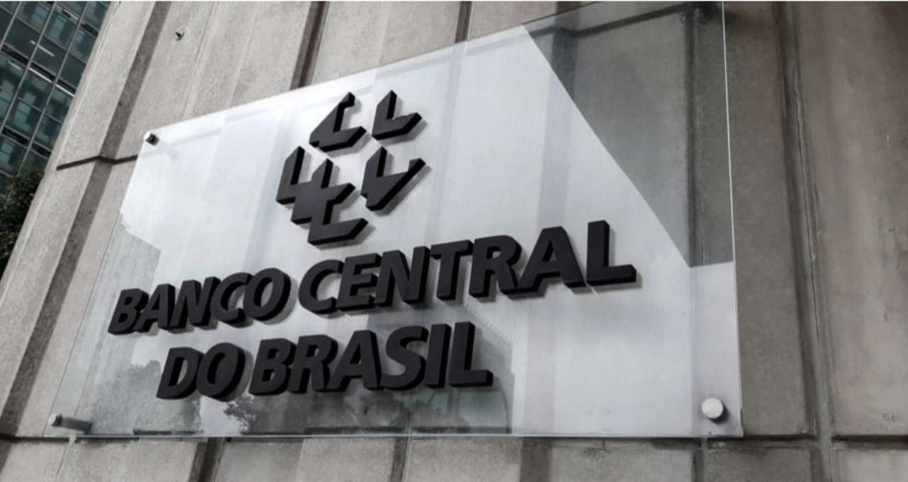 Focus volta a cortar inflação de 2025 e faz ajuste em Selic do ano que vem