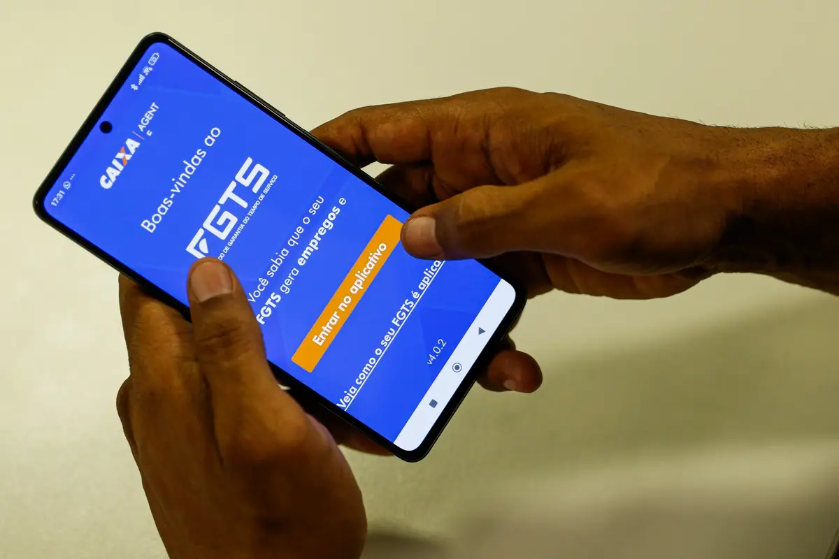 Governo decide limitar antecipação do saque-aniversário do FGTS; entenda mudanças