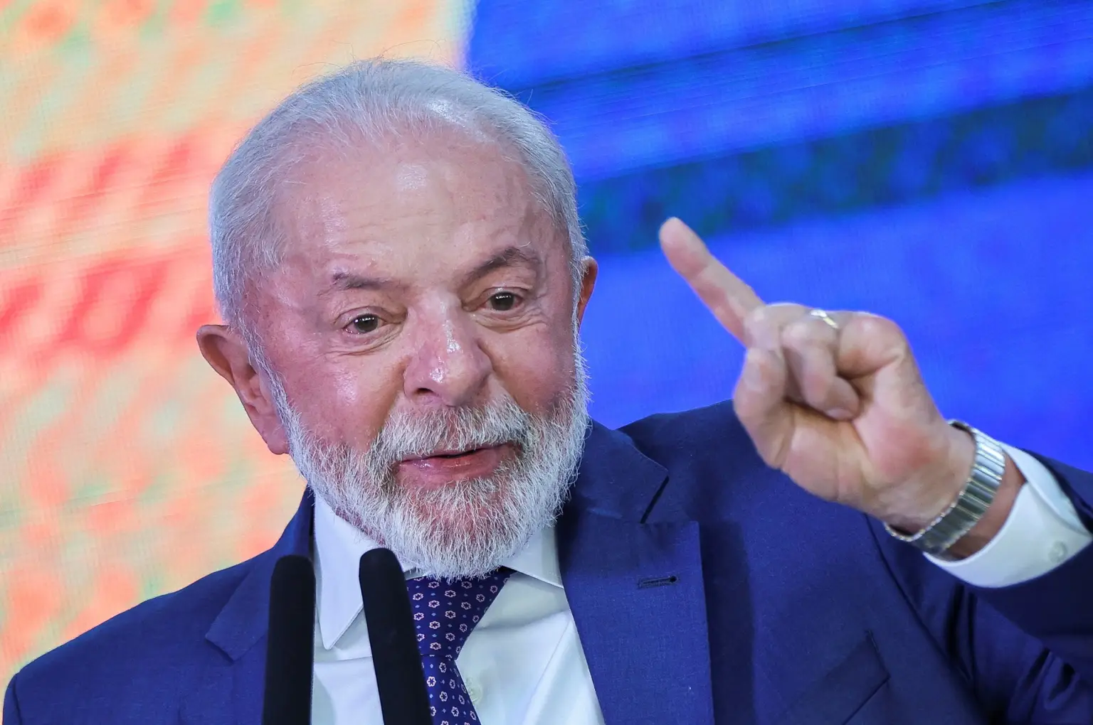 Lula lançará programa de crédito de R$ 40 bilhões para reformas de casas
