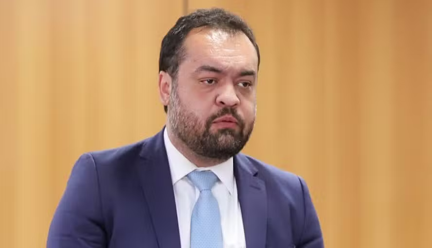 Castro diz que ‘não cabe ser a favor ou contra’ PL Antifacção, e sim ‘trabalhar o texto’