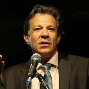 Haddad deve apresentar nesta terça (3) as propostas alternativas ao aumento do IOF