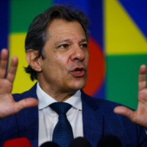 Haddad diz que benefício teve regra ’desarrumada’