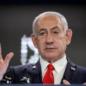 Israel e Hamas negociam paz na guerra em Gaza sob pressão de Trump