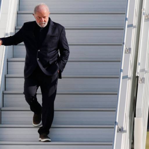 Lula chega ao Canadá para G7 e diz que conflito entre Israel e Irã preocupa