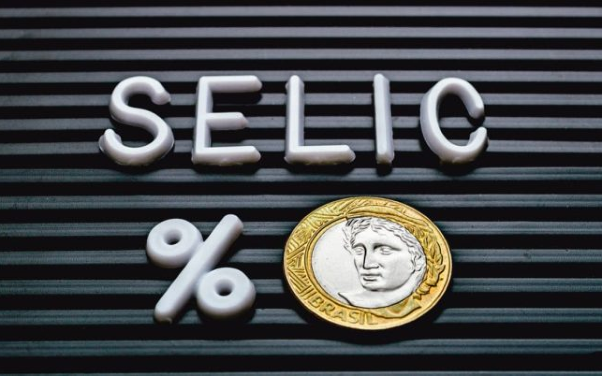 Selic em 15%: como investir na renda fixa pública e títulos de crédito privado