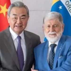 Cooperação China-América Latina é inevitável, diz chanceler chinês…