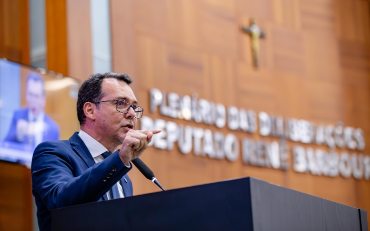 Adiada votação da MP que busca limitar custos da energia ao consumidor
