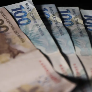 PIS/Pasep de 2025 libera renda extra de até R$ 2.640 para trabalhadores!