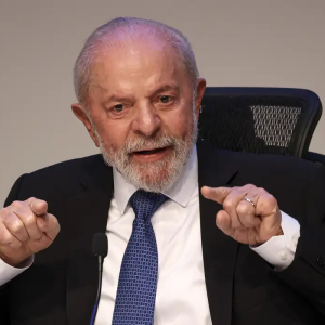 Lula anuncia uma Medida Provisória e uma linha de crédito de R$ 30 bilhões destinada a exportadores