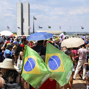 Advogado de Trump critica postagem de Gilmar Mendes a favor de manifestações: “ativismo”