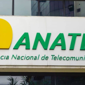 Anatel tenta derrubar sites da Amazon e do Mercado Livre; entenda