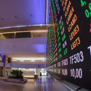 Bolsa atinge novo recorde histórico e se aproxima dos 140 mil pontos