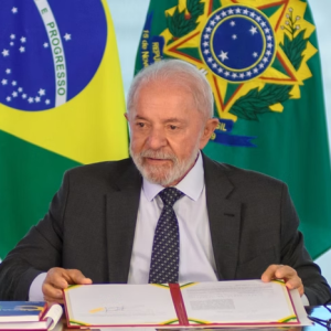 Governo baixará gasolina, em prevenção à guerra do Irã e alta na luz