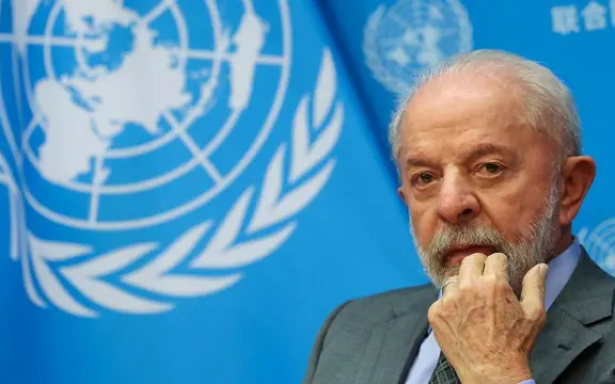 Lula usa tática de aproximação com Trump, mas não vai de ‘peito aberto’ para reunião, diz especialista