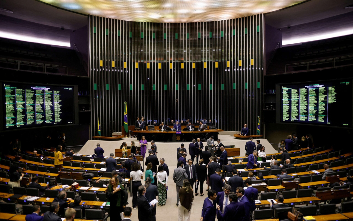 Aumento do IOF: Governo deve ameaçar bloquear mais emendas para defender medida