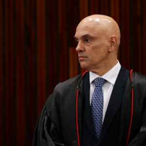 Contas bancárias de Alexandre no Brasil devem escapar da Lei Magnitsky
