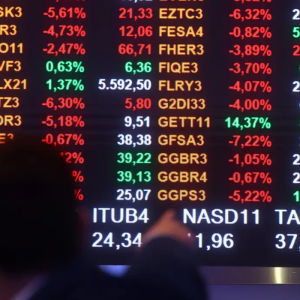 Bolsa supera os 150 mil pontos pela primeira vez e bate recorde