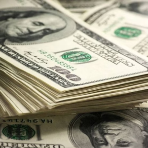 Dólar deve cair mais e preço justo da moeda é perto de R$ 5, diz Volpon