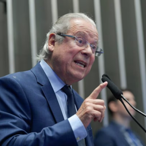 José Dirceu fala em revolução social em carta ao PT e aponta o alvo: a Faria Lima e o Banco Central