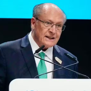 Alckmin acredita que avaliação do governo nas próximas pesquisas deve melhorar
