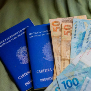 13º salário: Primeira parcela será paga nesta semana; veja como calcular