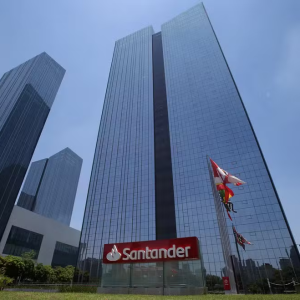 Santander Brasil tem lucro de R$ 3,86 bilhões, alta de 28% no 1º trimestre
