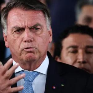 Aliados de Bolsonaro esperam sanção de Trump a Moraes em 10 dias, diz jornal