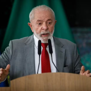 Precisamos de mais conversa e menos bravata no clima e na economia, diz Lula