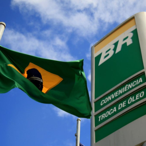 Ações da Petrobras afundam com recuo do petróleo e redução do diesel