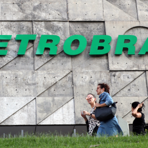 Presidente da Petrobras (PETR4) defende aumento de participação na Braskem (BRKM5)
