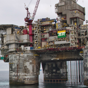 Petrobras planeja contratar 48 embarcações com 40% de conteúdo nacional até 2026