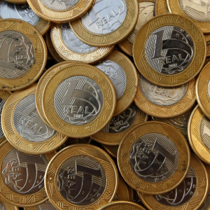 Alta do IOF expõe despreparo do governo com economia, dizem analistas