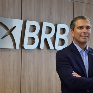 Presidente do BRB é afastado do cargo por decisão judicial, após operação da PF