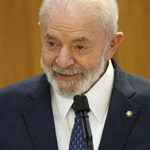 Conta de energia mais cara, com bancada do PT a favor
