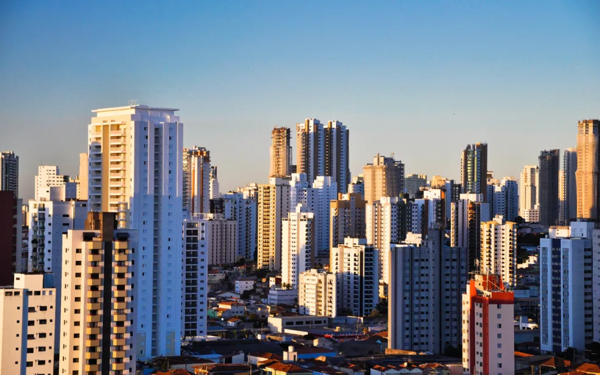Inflação do aluguel cai 0,11% em 12 meses; 1º recuo desde maio de 2024