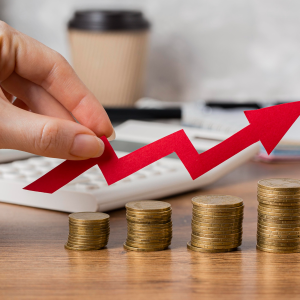 Com Selic a 14,75%, 6 ações pagam dividendos acima do CDI; quanto rendem R$ 50 mil?