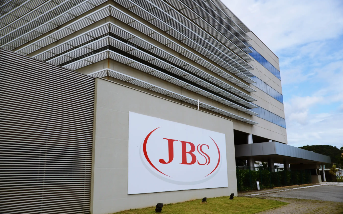 JBS (JBSS3): Eleição de Trump pode dificultar listagem em NY? Analistas enxergam outros obstáculos no processo