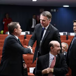 Moraes nega pedido, e Mauro Cid terá que comparecer ao depoimento dos outros réus